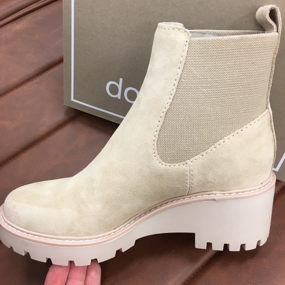 Dolce Vita Suede Winter Ankle Boots 👢 - Picture 2 of 4